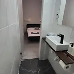 Hanapartment 3 Bed דירה איה נאפה