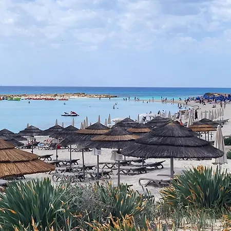 Hanapartment 3 Bed דירה איה נאפה